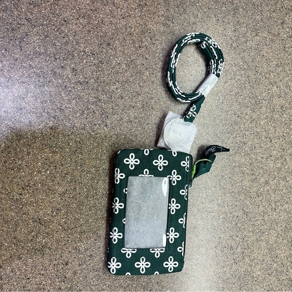🆕 Vera Bradley NCAA University of Oregon Ducks Zip ID 💚💛💚💛 Mini Concerto - Picture 3 of 5